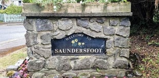Seaside village floral thieves slammed