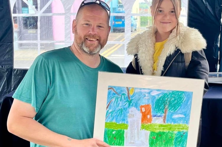 Mayor with art pupil