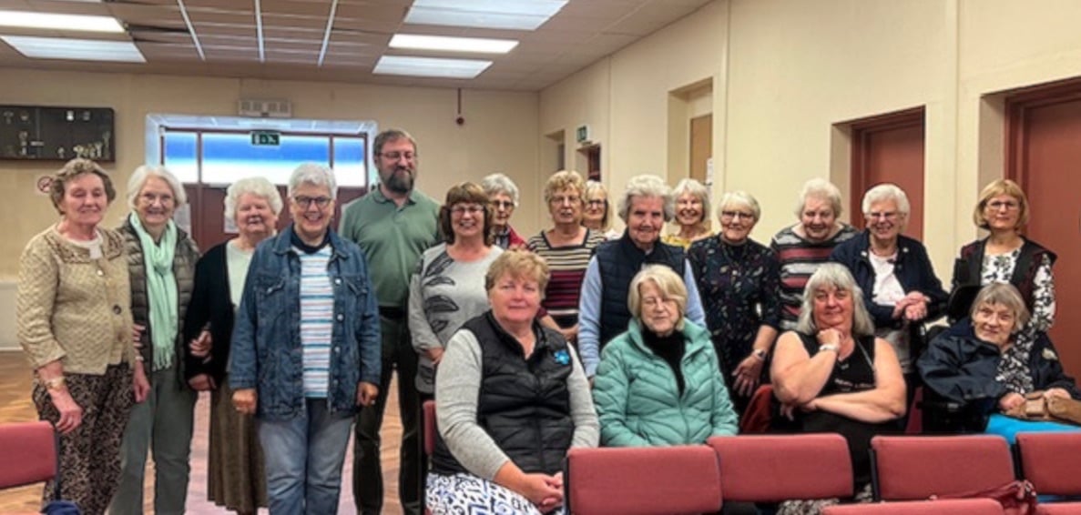 Carew WI gets behind local newspaper, welcomes Tenby Observer reporter ...