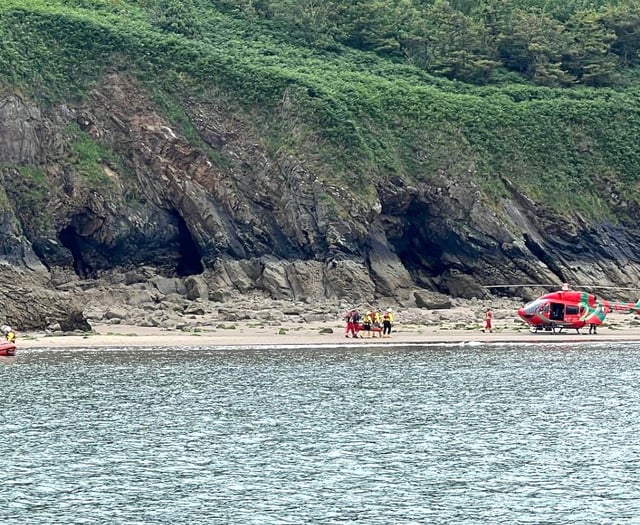 Tenby lifeboats launched after person falls on rocks near Monkstone