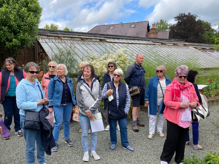 Tenby area Travelarts group at Llysdinam Gardens.