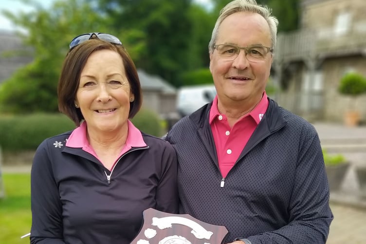 Eifion Price presenting the Ladies’ Shield to Sue Crowley