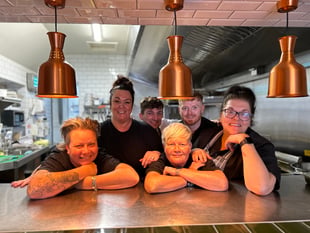 Good Food Guide seeks top 100 dining pubs