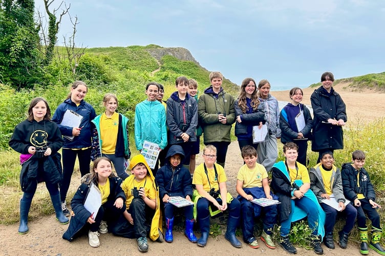 Dosbarth Goscar (St Teilo’s School, Tenby) at Broadhaven South