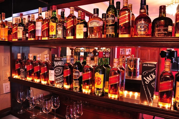bar