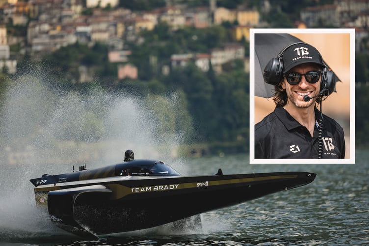 |Driver: Emma Kimlainen|Driver: Sam Coleman|Number: 12|Team: Team Brady|Car: E1 Race Bird||Photographer: Shiv Gohil|Event: Lake Como GP|Circuit: Lake Como|Location: Lake Como|Series: E1 Series|Season: 2024|Country: Italy|Keyword: season 1|Keyword: season one|Keyword: S1|Keyword: photography|Keyword: photos|Keyword: images|Keyword: motorsport|Keyword: powerboat racing|Keyword: boat|Keyword: 2024|Keyword: lombardy|Keyword: August|Keyword: E1 Series Photography|Keyword: marine|Keyword: boat racing|Keyword: lake|Keyword: alps|