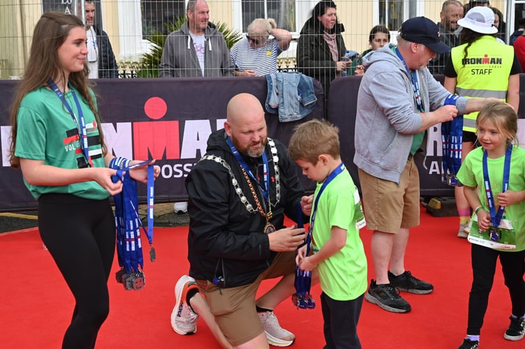 Ironkids and mayor