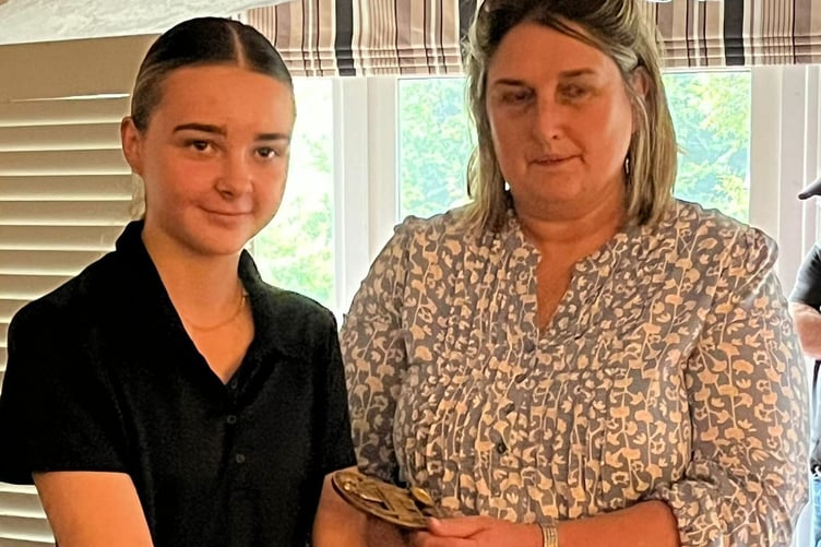 Kayla Arthur war the girls' runner up