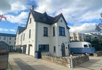Saundersfoot Community Council invites residents to 'Meet the Councillor' event
