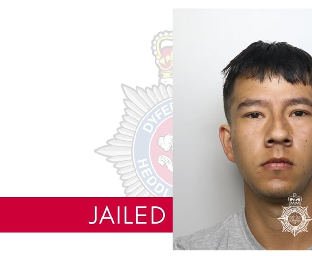 Man who threw corrosive substance over another jailed for 19 years