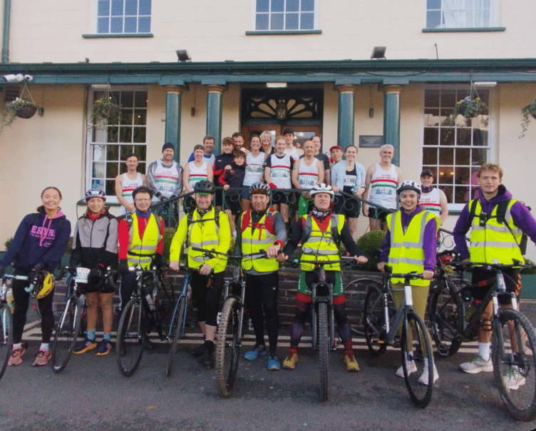 Sarn Helen Running Club saw 21 of its members take on the testing terrain of Marathon Eryri with several members of the Cycling Division for support. Two junior members also took part in the junior races with great success.