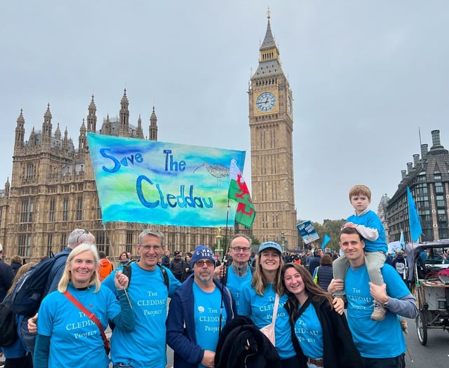 Petition urges Pembrokeshire Council to clean up Cleddau River