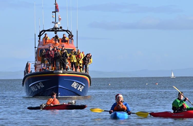 Tenby RNLI Boxing Day swim