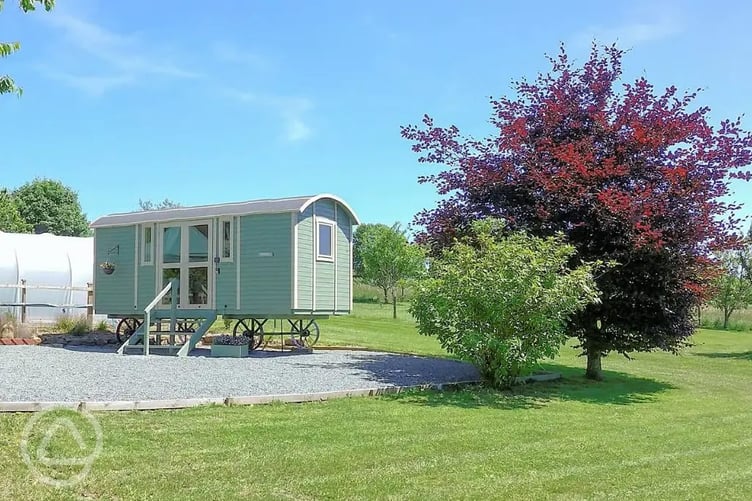 Shepherd’s hut at Oakley, Narberth