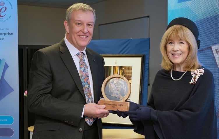 The Lord-Lieutenant of Dyfed, Miss Sara Edwards, presents the King’s Award for Enterprise to Mr Chris Wolsey, Managing Director of FRIO UK.