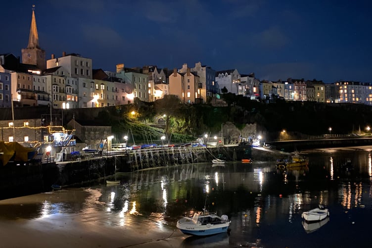 Tenby at night