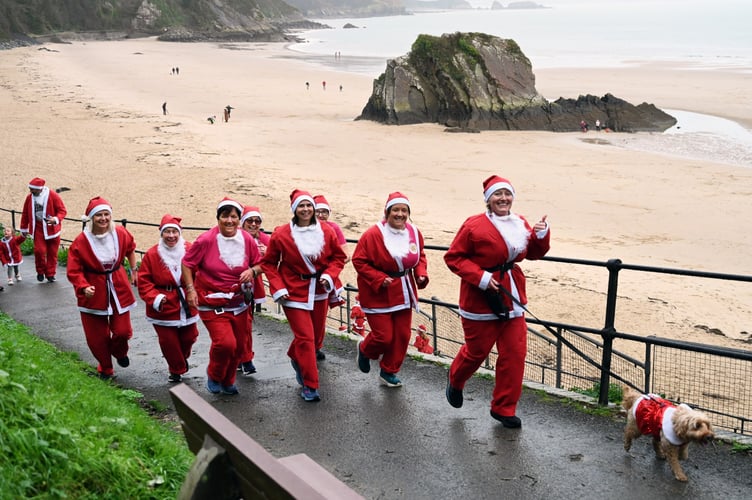 Santa Run Tenby 2024