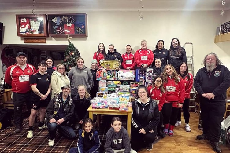 Pembroke Panthers collected and donated presents to the Three Amigos Xmas run.