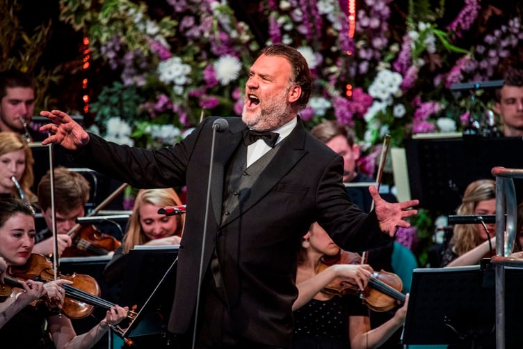 Sir Bryn Terfel singing at Llangollen International Musical Eisteddfod