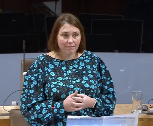 Plaid Cymru pledges increased arts funding in Wales