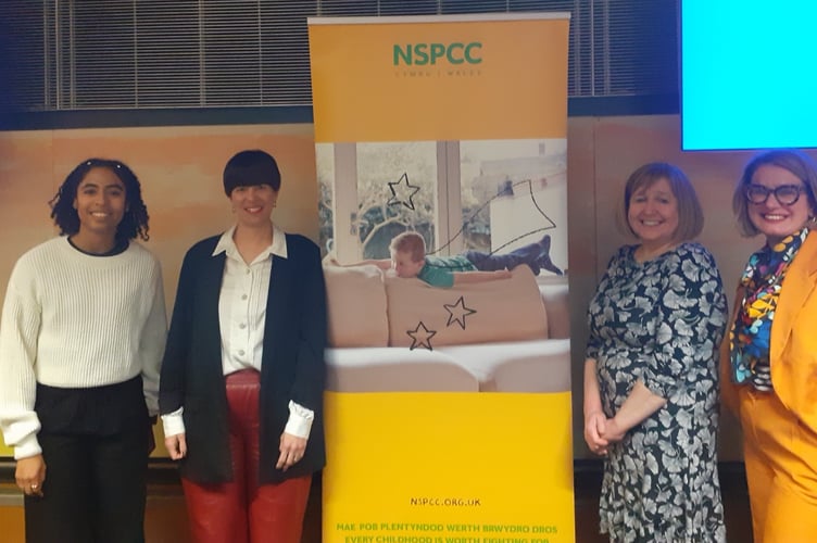 Bex Roots, Research and Policy Officer at Platfform, Cecile Gwilym, Policy and Public Affairs Manager at NSPCC Cymru, Lynne Neagle, Cabinet Secretary for Education and Ruth Mullineux, Senior Policy and Public Affairs Officer at NSPCC Cymru. 
