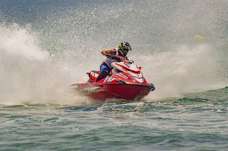 Jet ski
