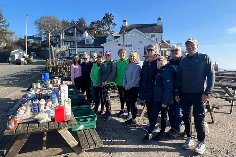 The sun came out for a successful event led by Saundersfoot Runners to help raise donations and awareness for the James Criddle Foundation’s Tenby based food bank.