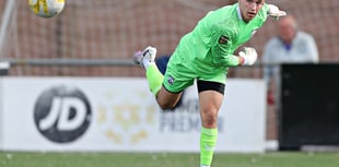Zac wins Golden Glove award