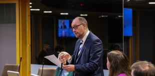 Carmarthenshire MS points out Welsh language decline to First Minister