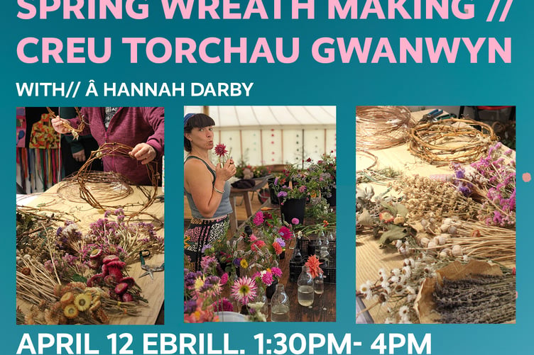 Dydd Gwyl y Pasg - wreath making