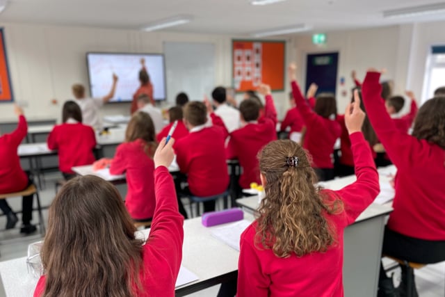 Grant scheme helps increase numbers of Welsh speaking teachers