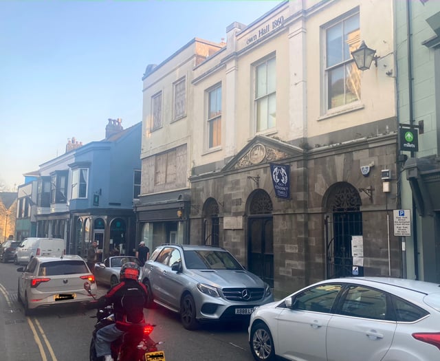 Luxury spa hotel approved for Tenby, despite market traders' concerns