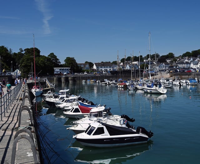 Saundersfoot salon turned into apartment