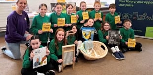 Carmarthenshire libraries and schools team up for Dementia awareness