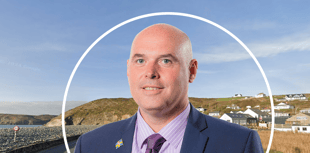 Paul Davies welcomes Newgale road scheme pause