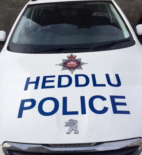 Pembrokeshire police appeal for help in vehicle damage case