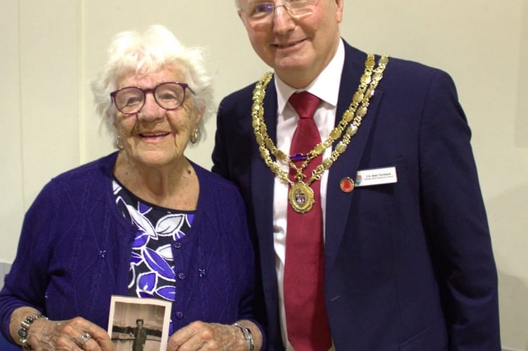 “Eileen brought along a photo from her time in the ATS, which was just amazing to see.