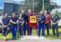 Hywel Dda unveils new defibrillators