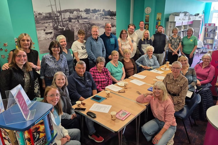 Saundersfoot’s Regency Hall has enjoyed a great turn out for the venue’s first Welsh Conversational classes, which kicked-off last month.