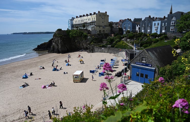 warm dry conditions returned in May.