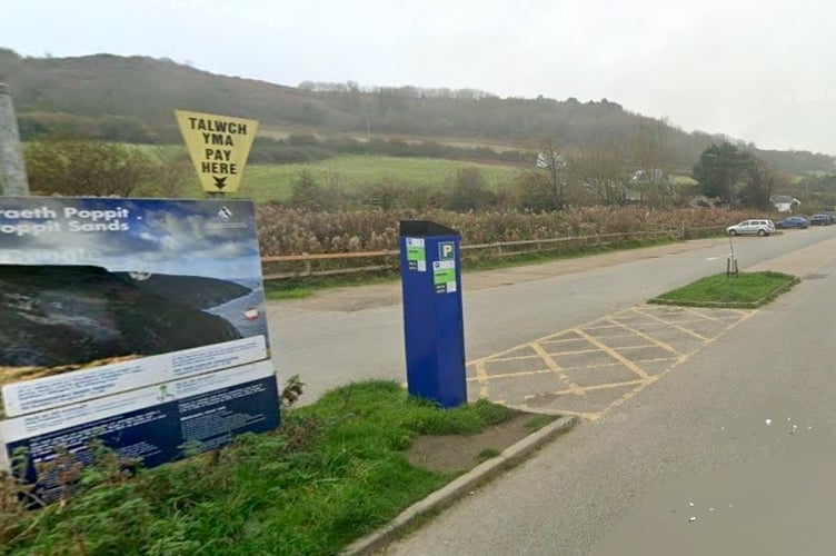 Poppit sands car park