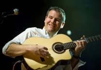 Hear folk singer/guitarist Tim Edey at Martletwy