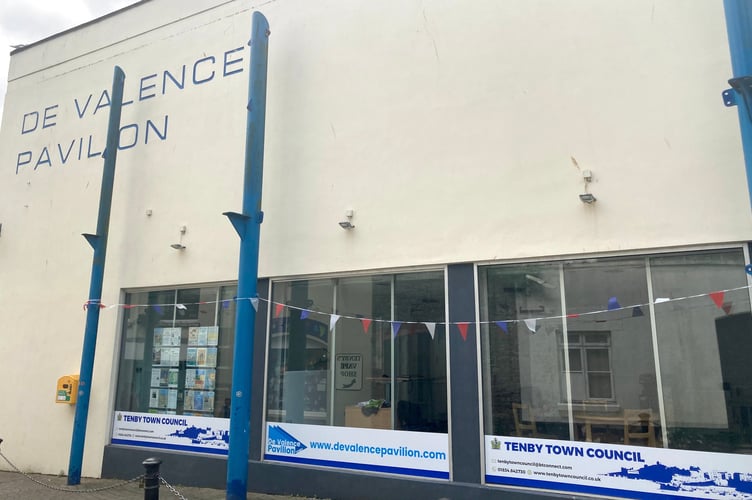 De Valence Tenby Town Council