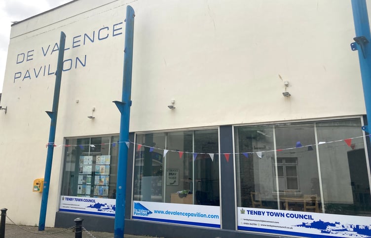 De Valence Tenby Town Council