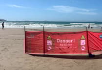Pembrokeshire RNLI lifeguards rescue 12 in rip currents