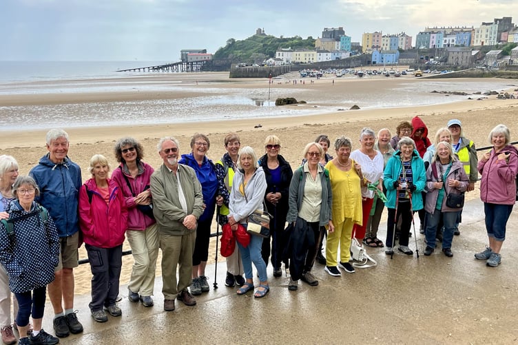 Steadies on North Walk, Tenby, June 21
