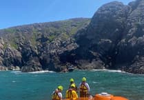 RNLI saves local fishing vessel from rocks