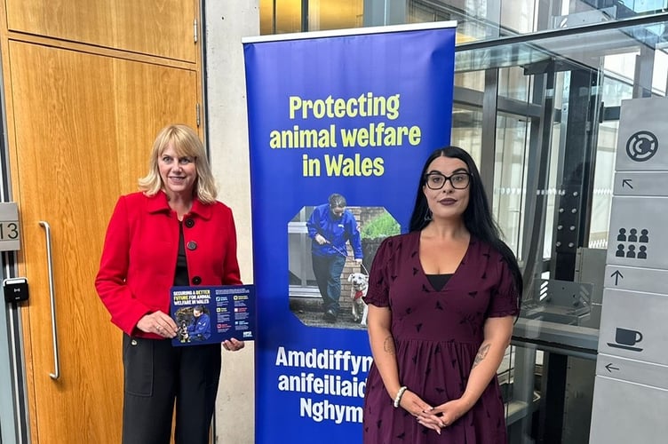 RSPCA Cymru’s Senior Public Affairs Manager, Billie-Jade Thomas (pictured with event sponsor Carolyn Thomas MS) said: “It’s clear that Wales is a nation of animal lovers and that animal welfare is important to a staggering majority of prospective voters, which is something we’d urge political parties and candidates to really take on board before next year’s Senedd election.