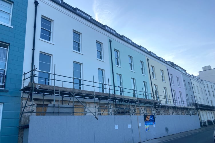 Plans for works at a former hotel on a “historically significant Georgian terrace” overlooking Tenby’s North Beach have been given the go-ahead by the National Park ahead of a later call for a formal change of use.