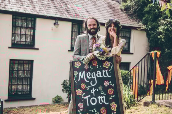 In a picturesque ceremony held on the terrace with panoramic views of the serene Taf estuary, on June 21, Megan and Tom became the inaugural couple to exchange their vows at the Dylan Thomas Boathouse in Laugharne. 